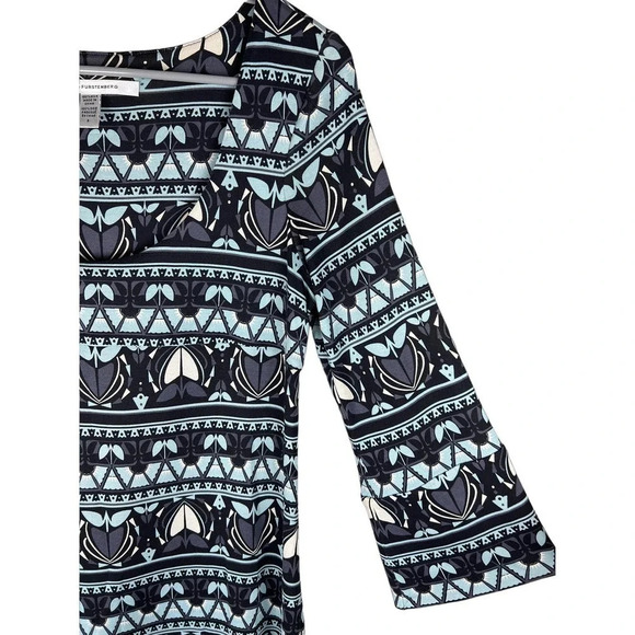 Diane Von Furstenberg Geometric Floral Silk Shift Mini Dress Women’s 8 - Picture 3 of 6